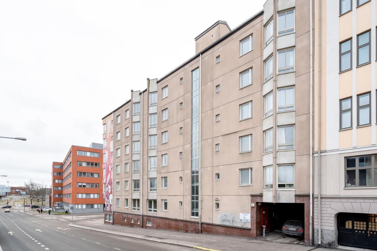 Hiisi Homes Helsinki Soernaeinen Exteriör bild